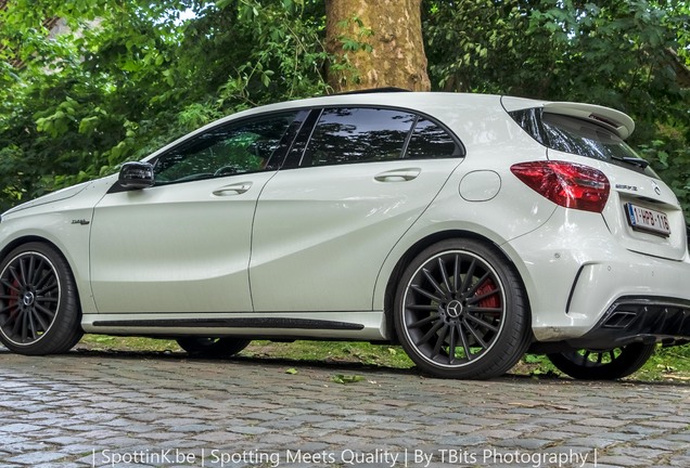 Mercedes-AMG A 45 W176 2015