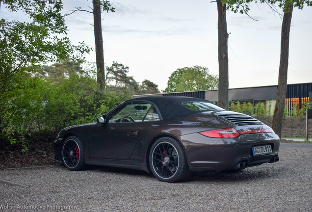 Porsche 997 Carrera 4 GTS Cabriolet