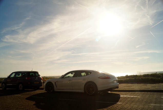 Porsche 970 Panamera GTS MkI