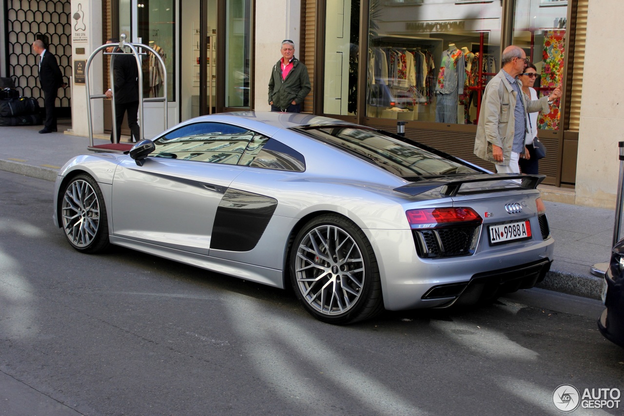 Audi R8 V10 Plus 2015