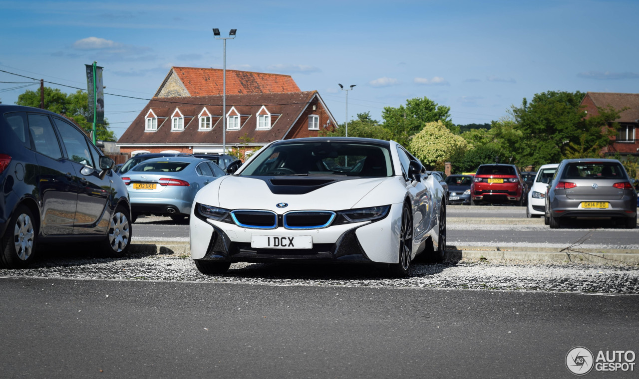 BMW i8