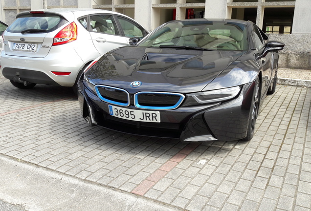 BMW i8