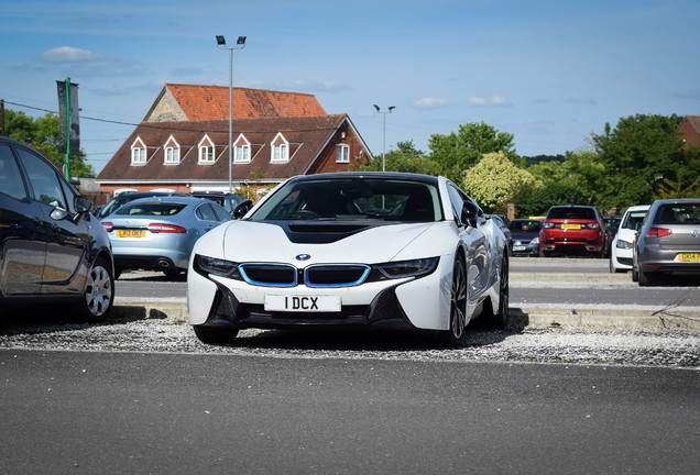 BMW i8