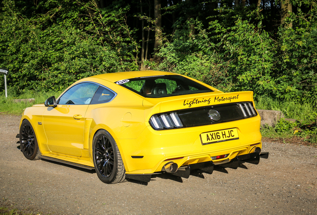 Ford Mustang GT 2015 Lightning Motorsport