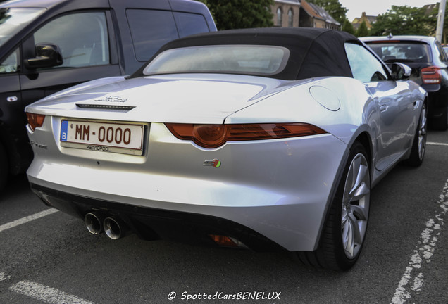 Jaguar F-TYPE S Convertible