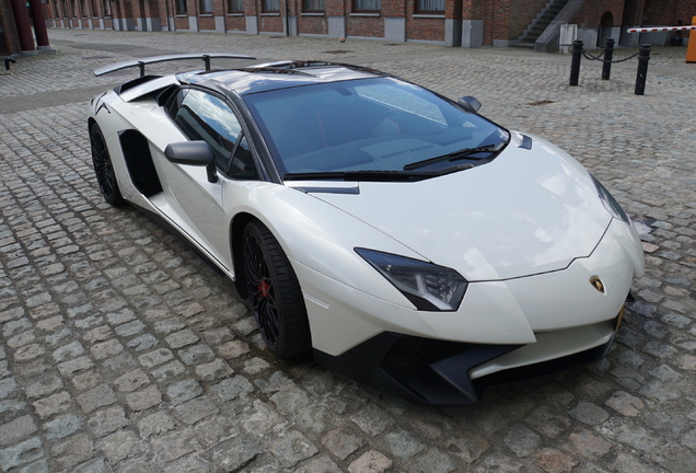 Lamborghini Aventador LP750-4 SuperVeloce Roadster