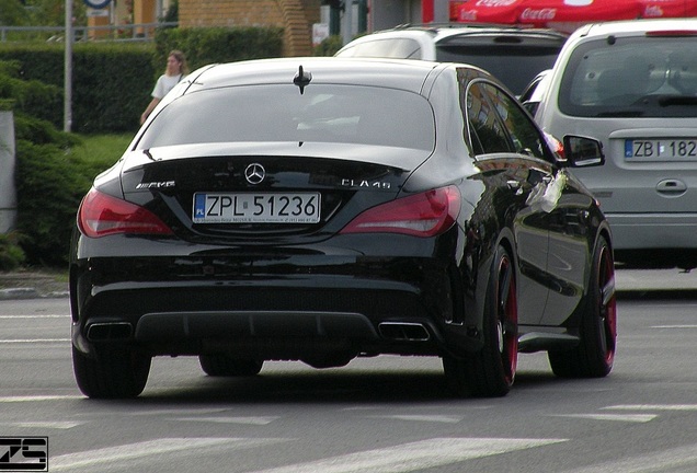 Mercedes-AMG CLA 45 C117