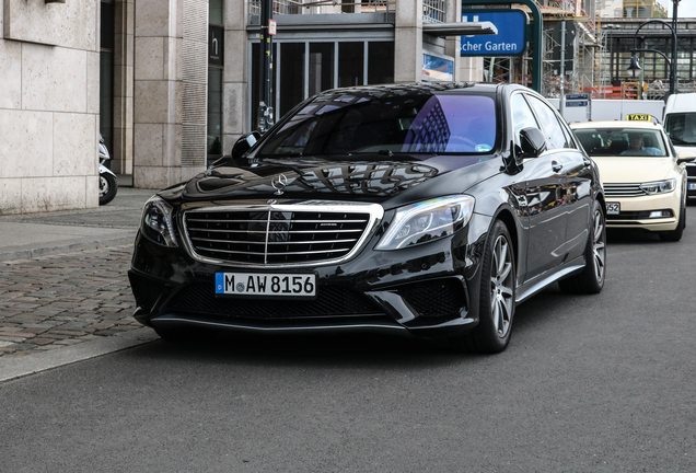 Mercedes-AMG S 63 V222