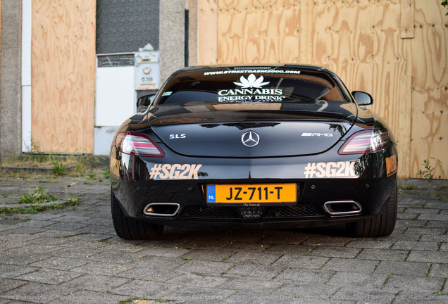 Mercedes-Benz SLS AMG