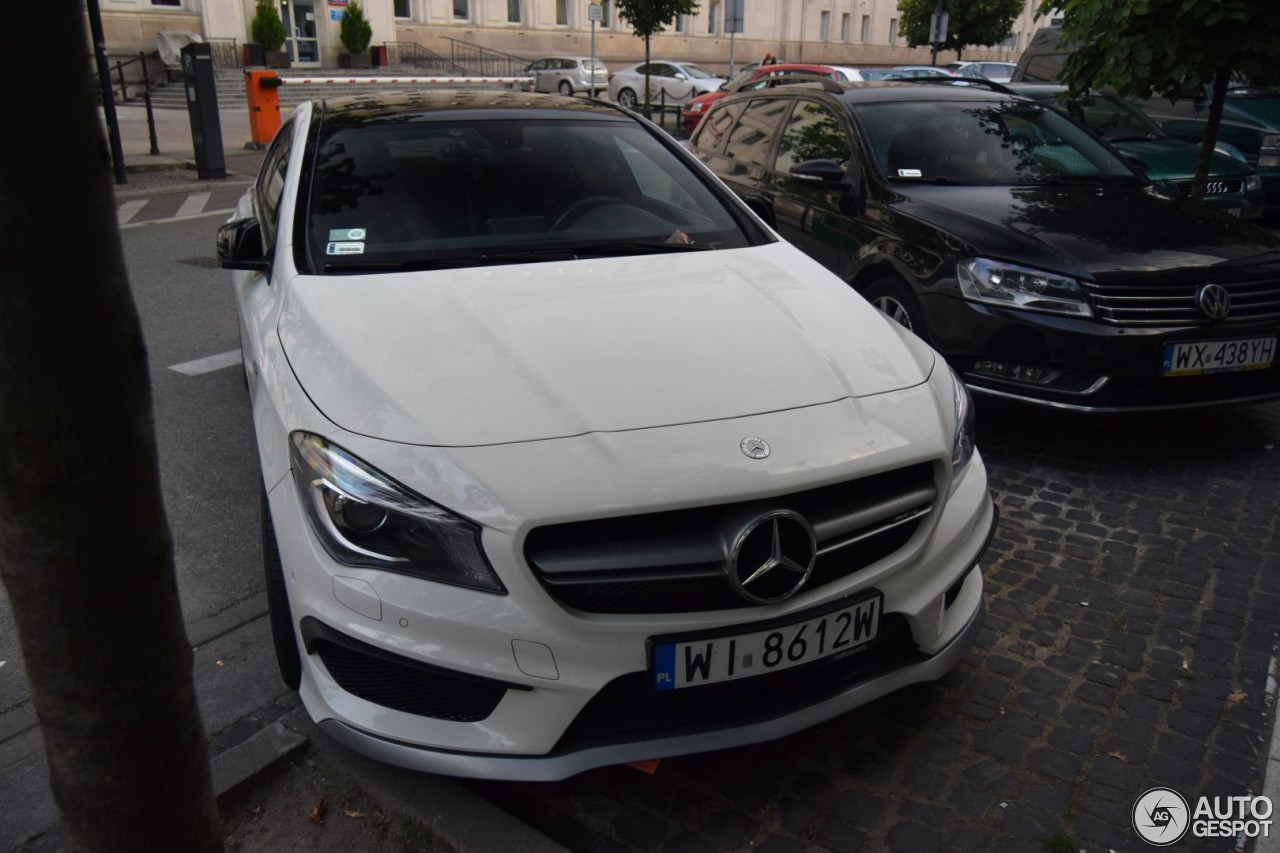 Mercedes-Benz CLA 45 AMG C117