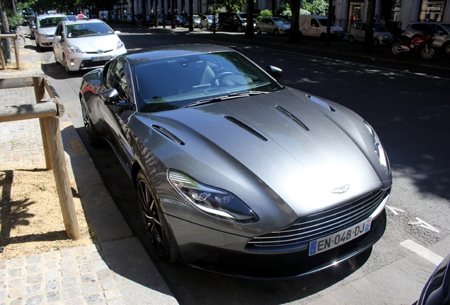 Aston Martin DB11