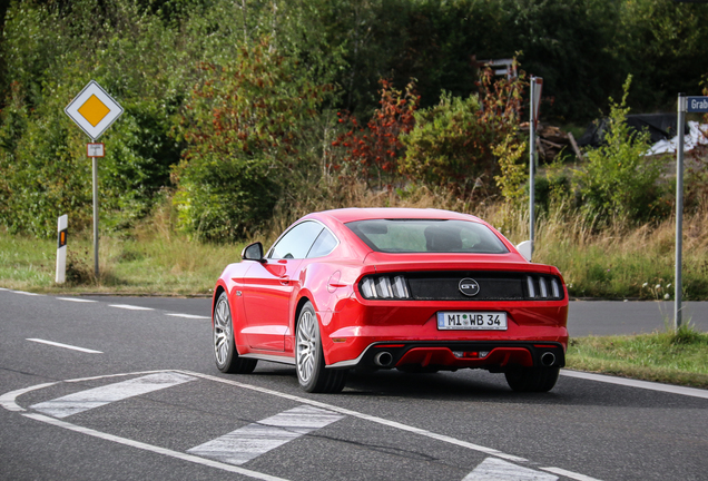 Ford Mustang GT 2015