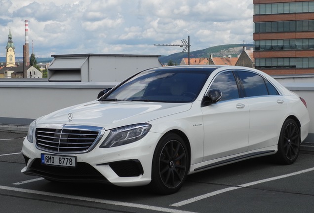 Mercedes-AMG S 63 V222