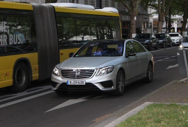 Mercedes-Benz S 63 AMG V222