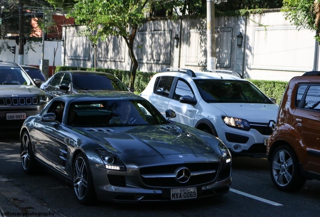 Mercedes-Benz SLS AMG