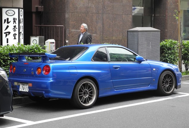 Nissan Skyline R34 GT-R