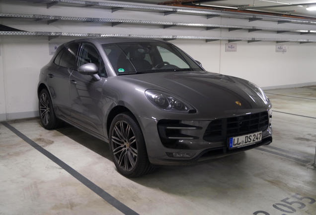 Porsche 95B Macan Turbo