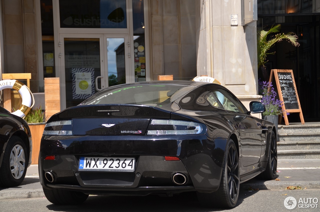 Aston Martin V12 Vantage S