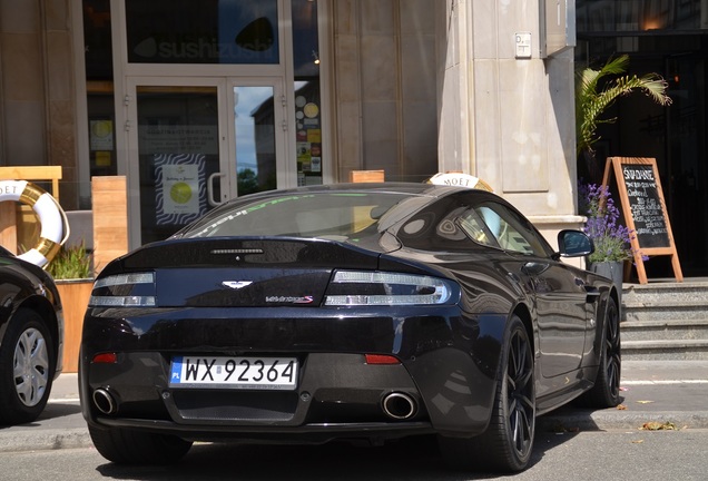 Aston Martin V12 Vantage S