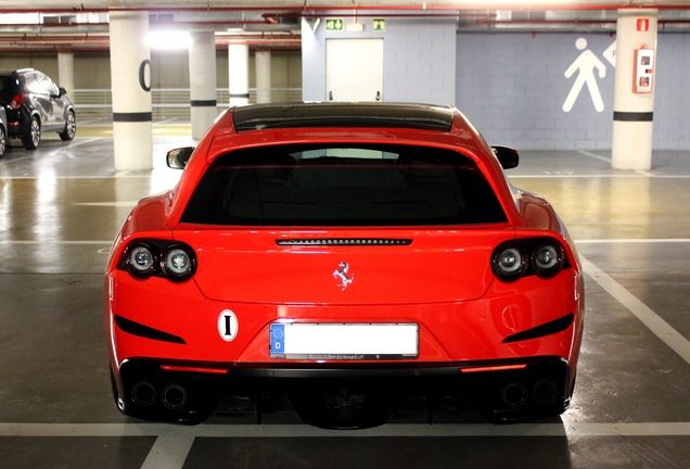 Ferrari GTC4Lusso