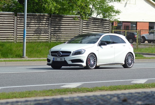 Mercedes-Benz A 45 AMG