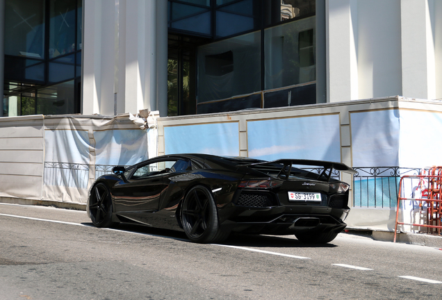 Lamborghini Aventador LP700-4