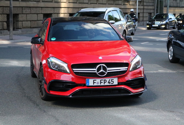 Mercedes-AMG A 45 W176 2015