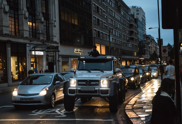 Mercedes-Benz G 63 AMG 6x6