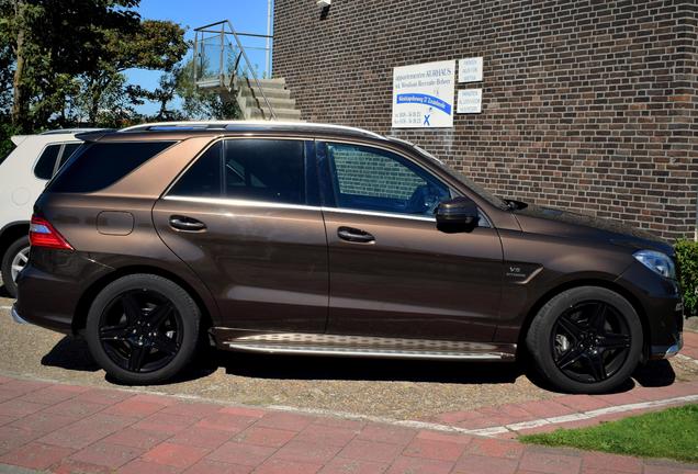 Mercedes-Benz ML 63 AMG W166