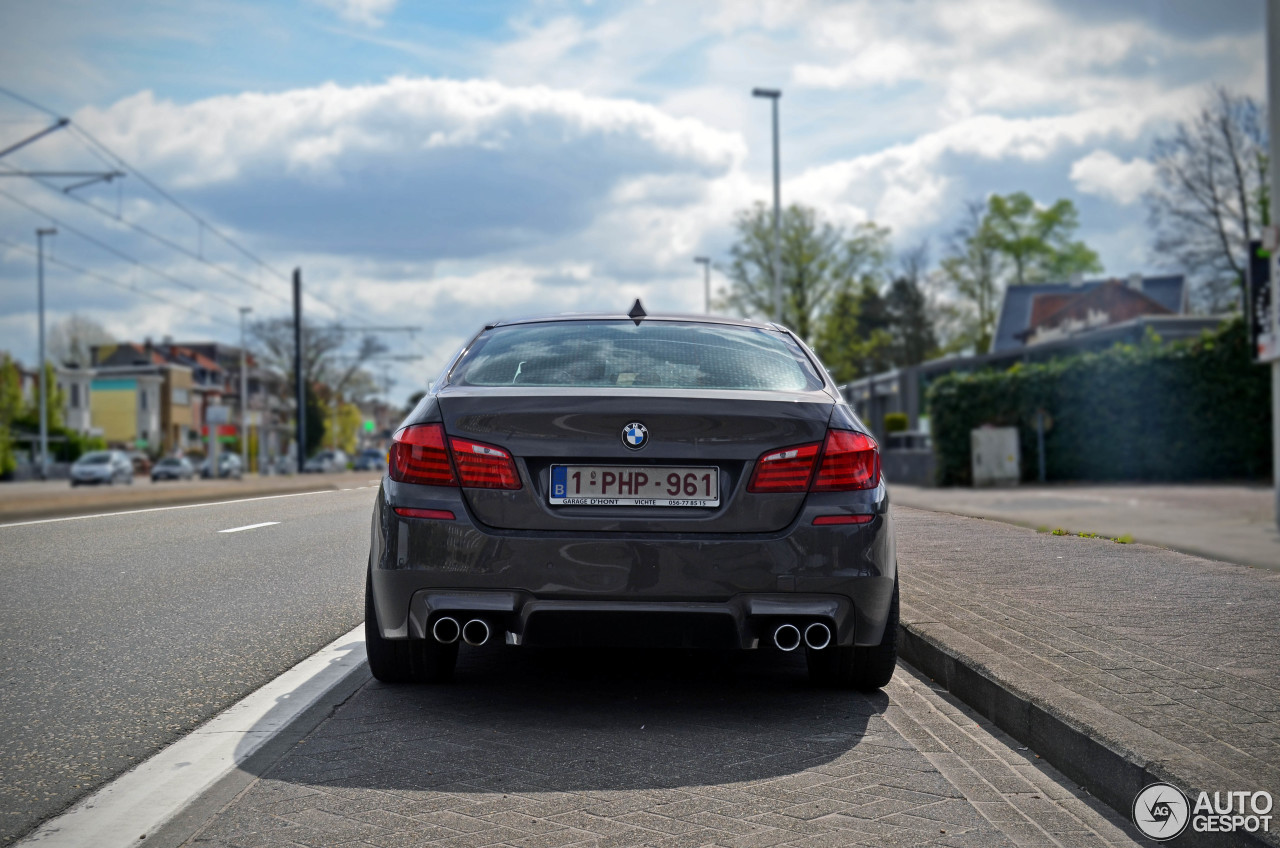 BMW M5 F10 2011