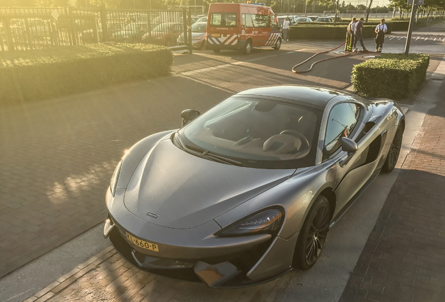 McLaren 570GT