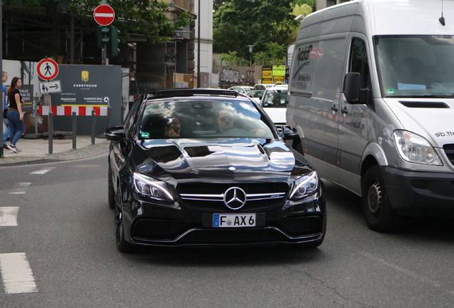 Mercedes-AMG C 63 S W205