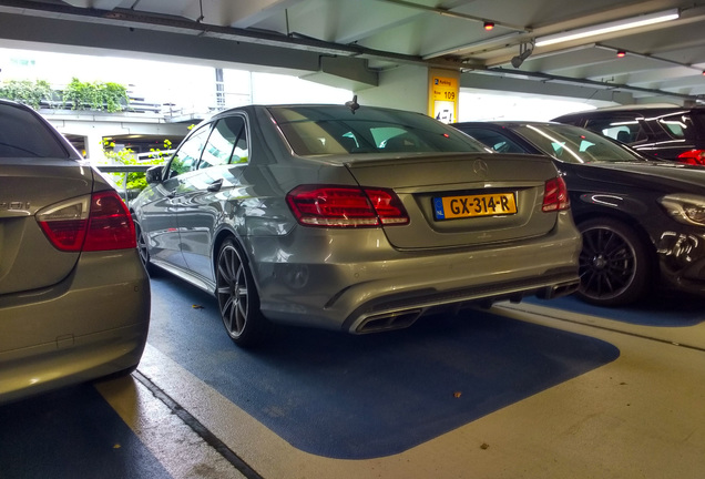 Mercedes-Benz E 63 AMG S W212