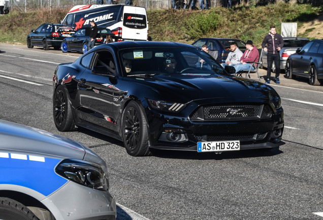 Ford Mustang GT 2015