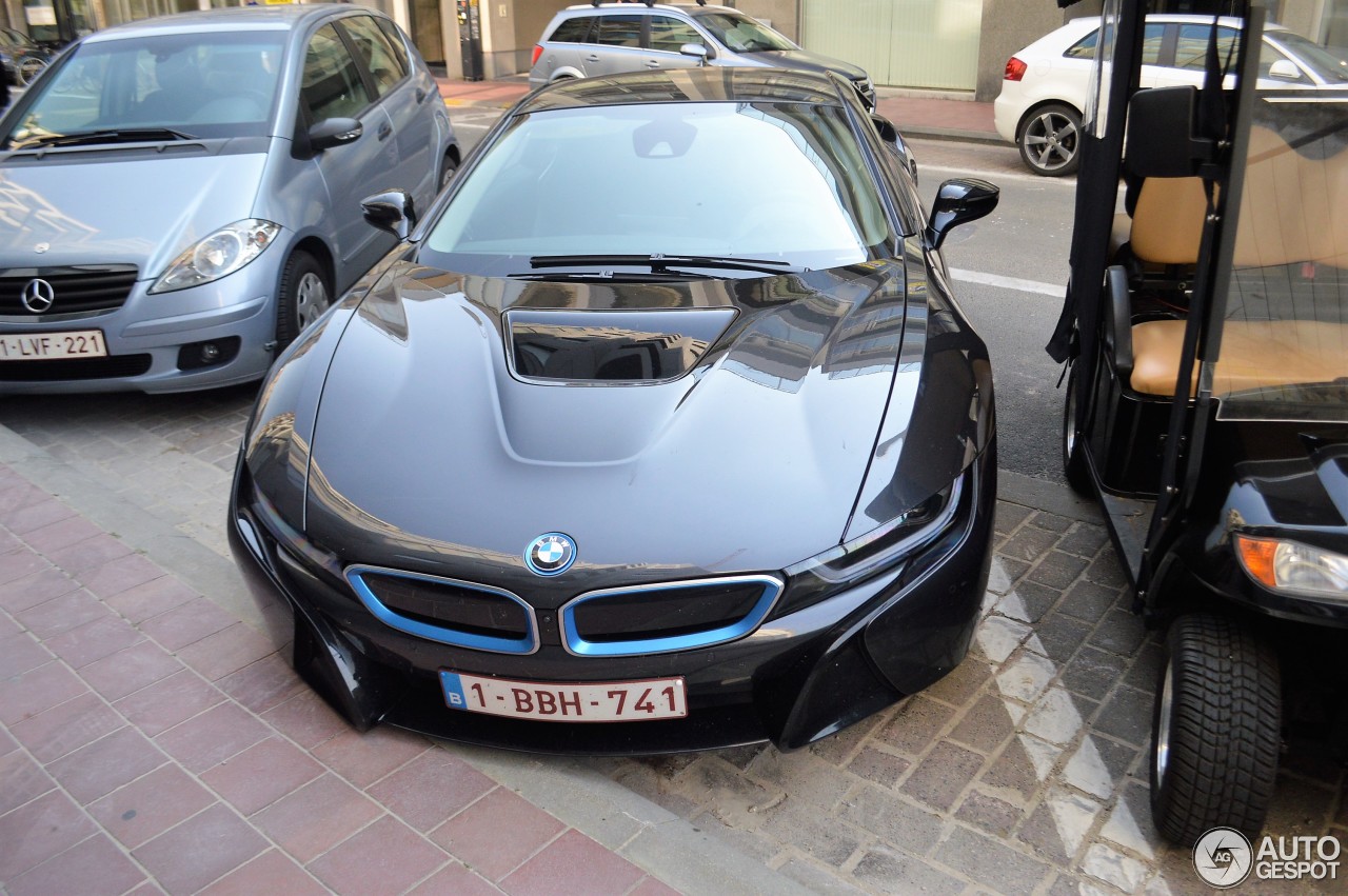 BMW i8