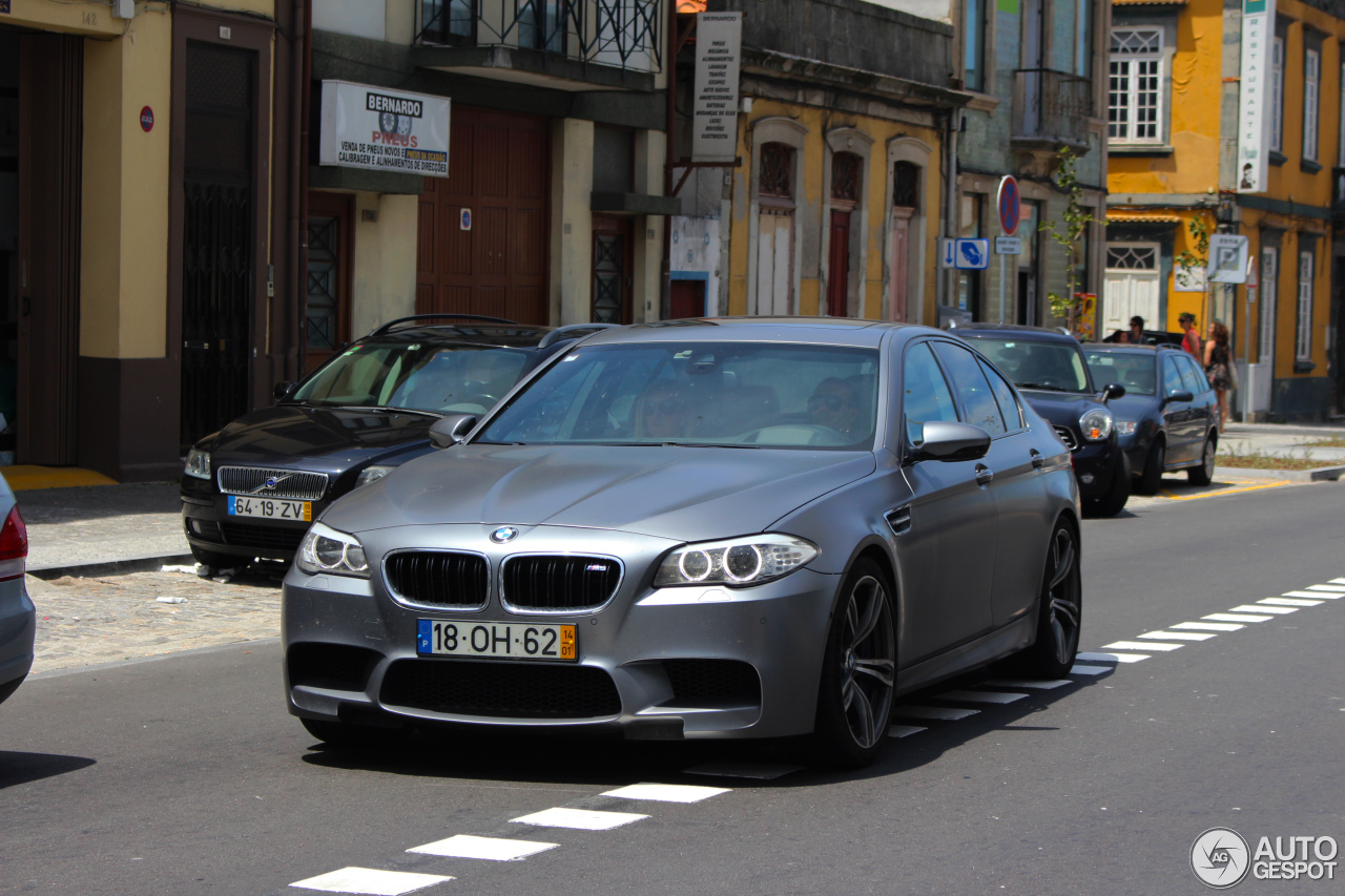 BMW M5 F10 2011