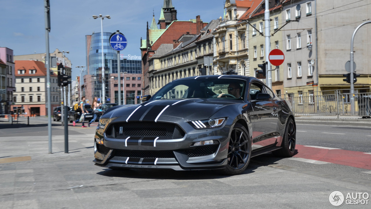 Ford Mustang Shelby GT350 2015