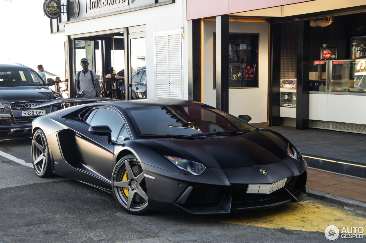 Lamborghini Aventador LP900-4 DMC Molto Veloce