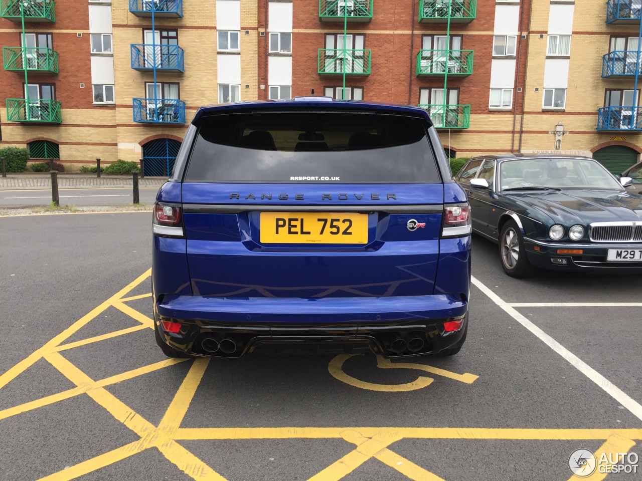 Land Rover Range Rover Sport SVR