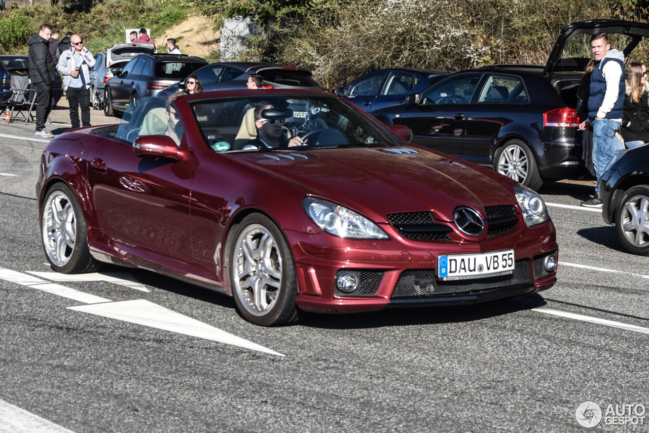 Benz slk world on Instagram: “SLK R171 / iran #mercedesbenz #slk #r170 #r171  #r172 #slkamg #slk200 #slk250 #slk350 #slk55amg #s…