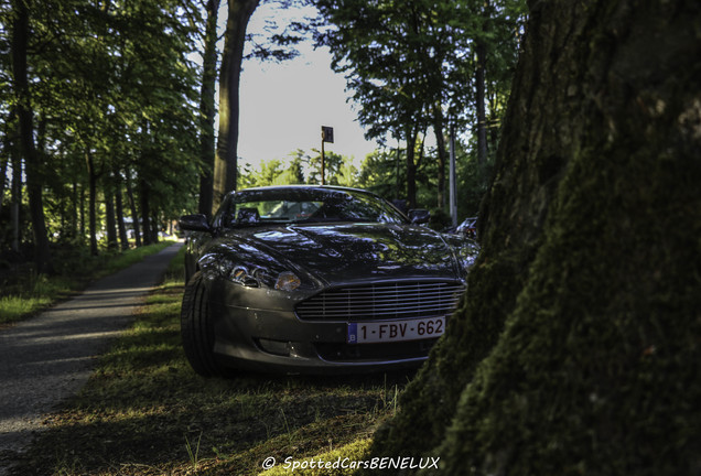 Aston Martin DB9