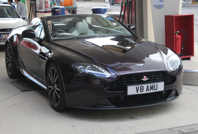 Aston Martin V8 Vantage Roadster 2012