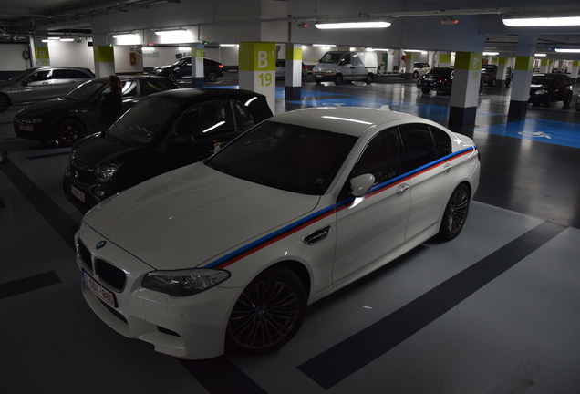 BMW M5 F10 2011