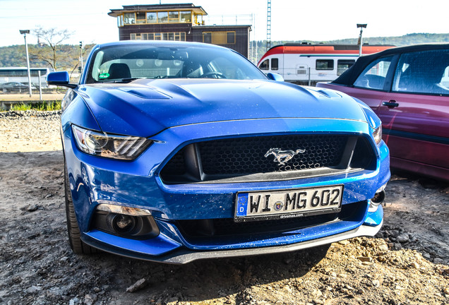 Ford Mustang GT 2015