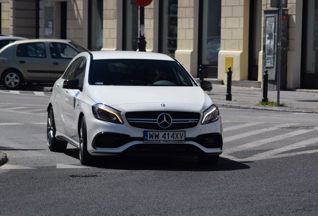 Mercedes-AMG A 45 W176 2015