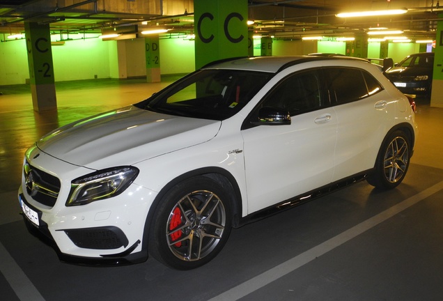 Mercedes-Benz GLA 45 AMG X156