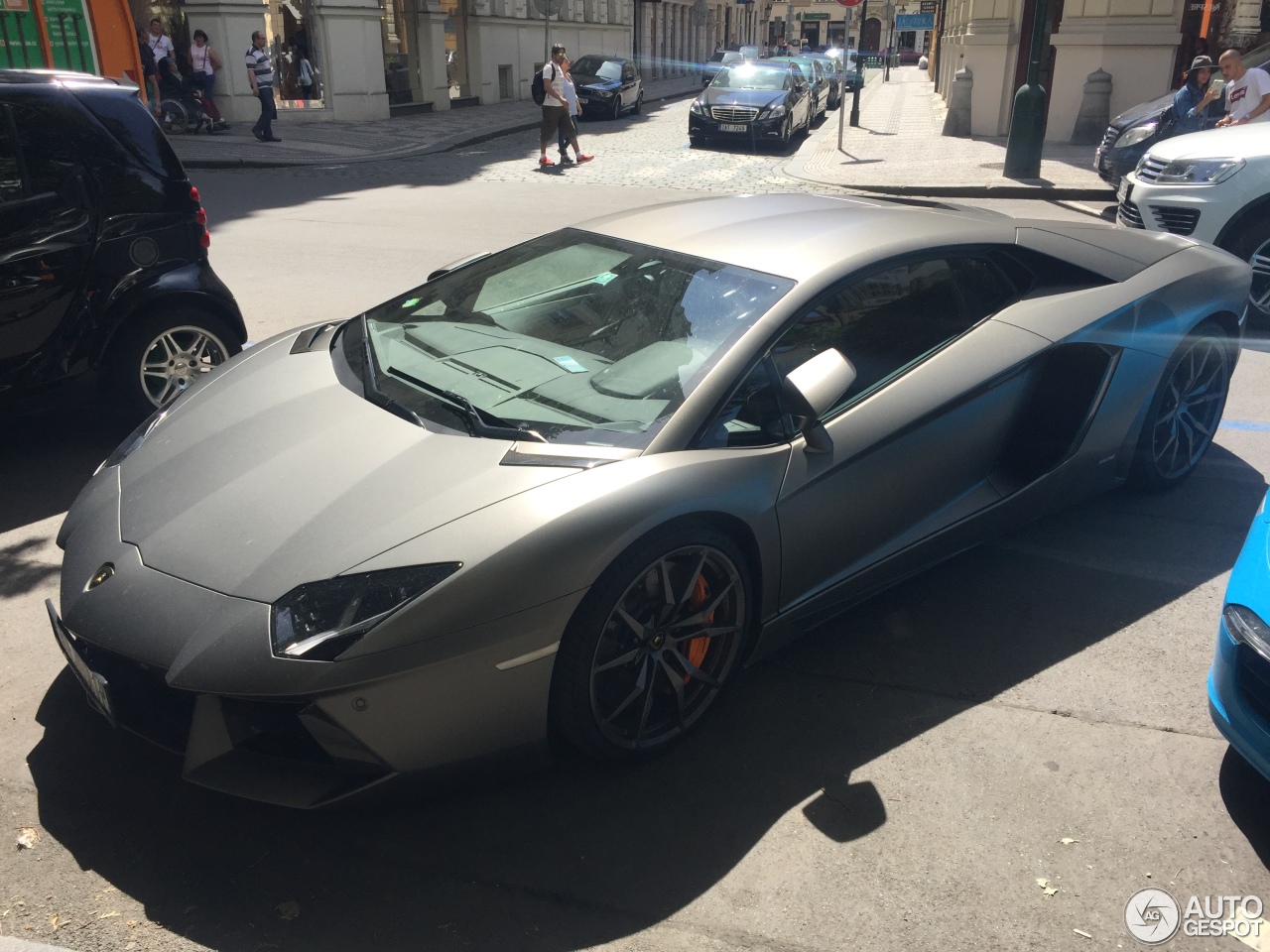 Lamborghini Aventador LP700-4