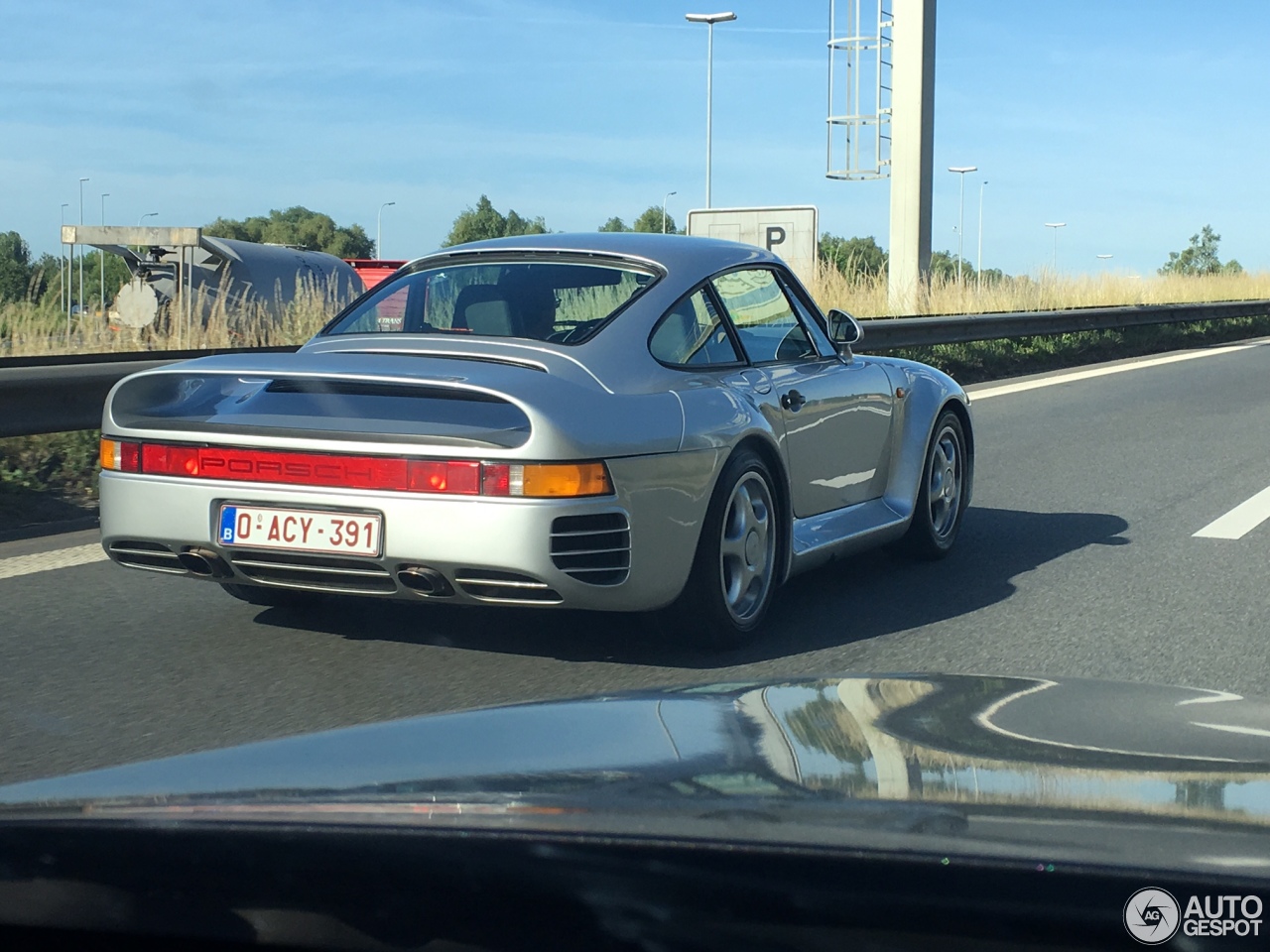 Porsche 959