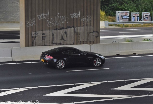 Aston Martin V8 Vantage