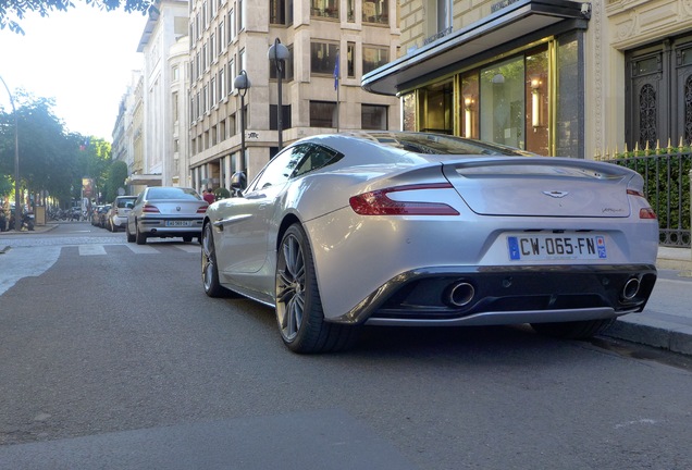 Aston Martin Vanquish 2013